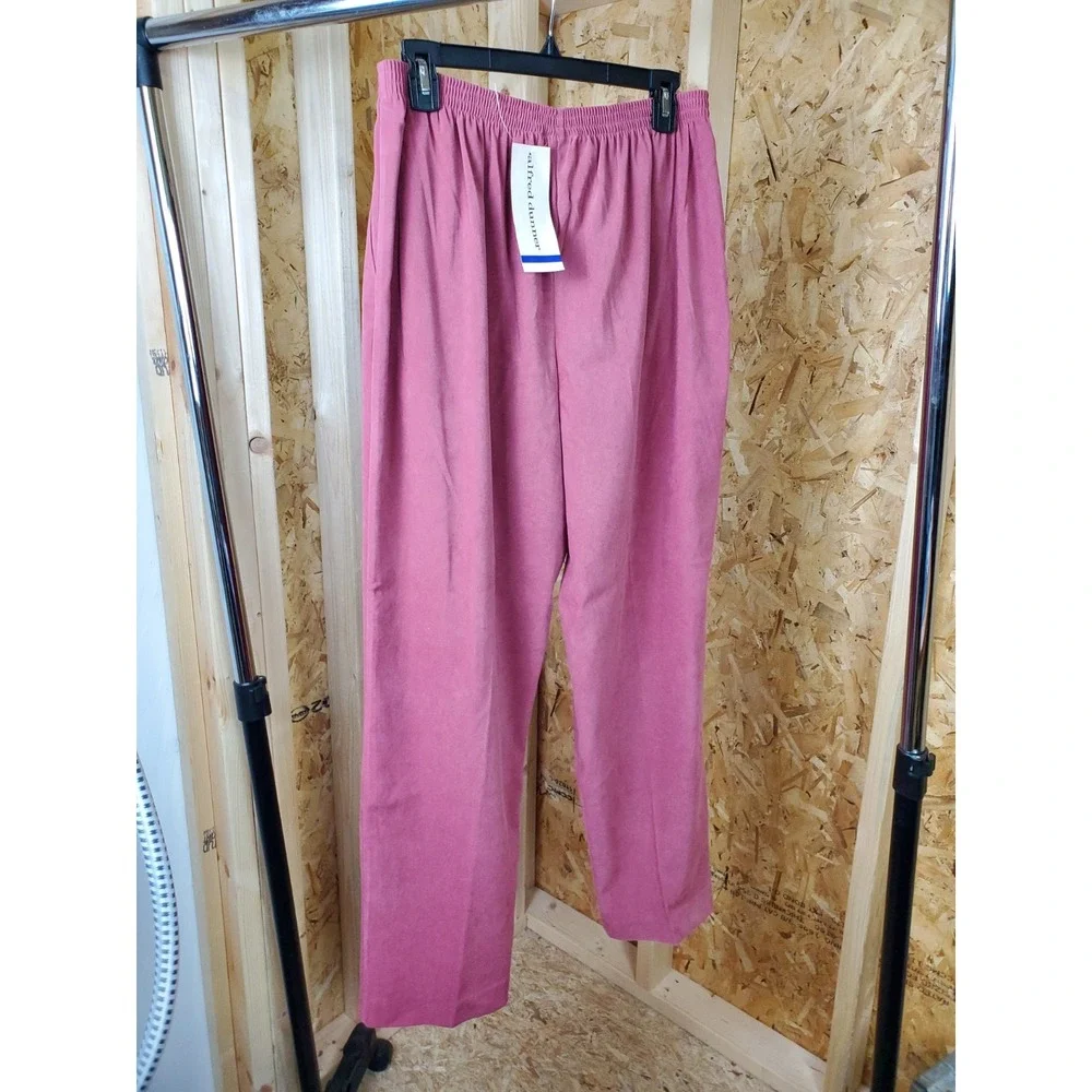 Women's Alfred Dunner Slacks with Pockets & Elastic Waist Size 16 New Peach Colo